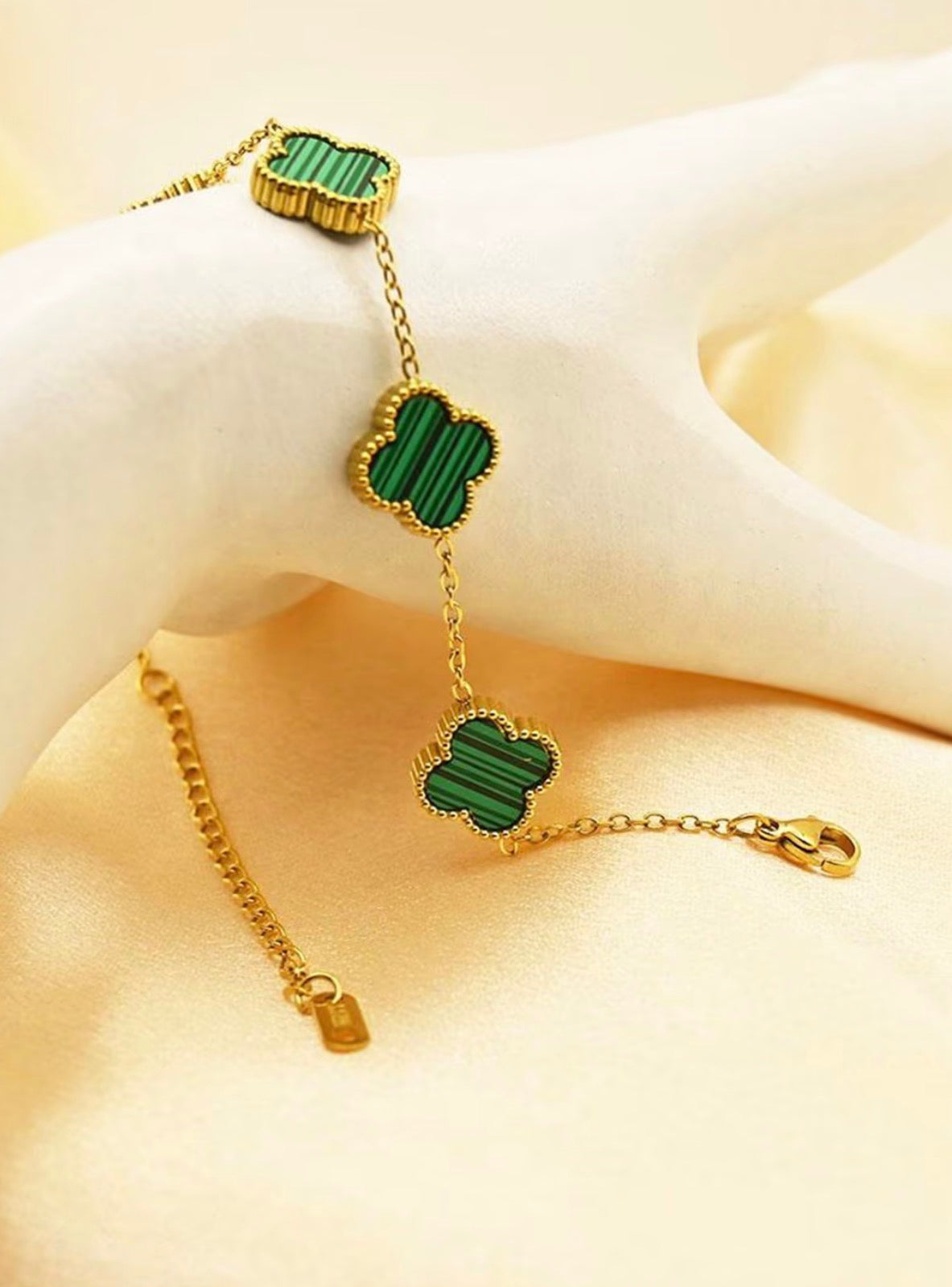 Green Van Clef