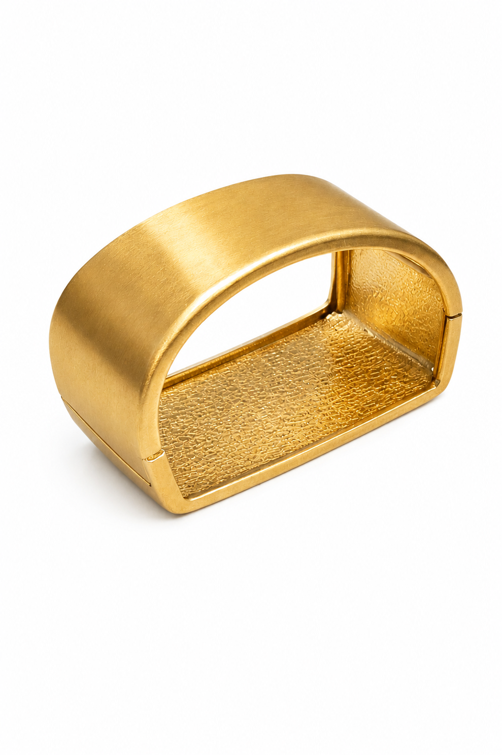 D cuff