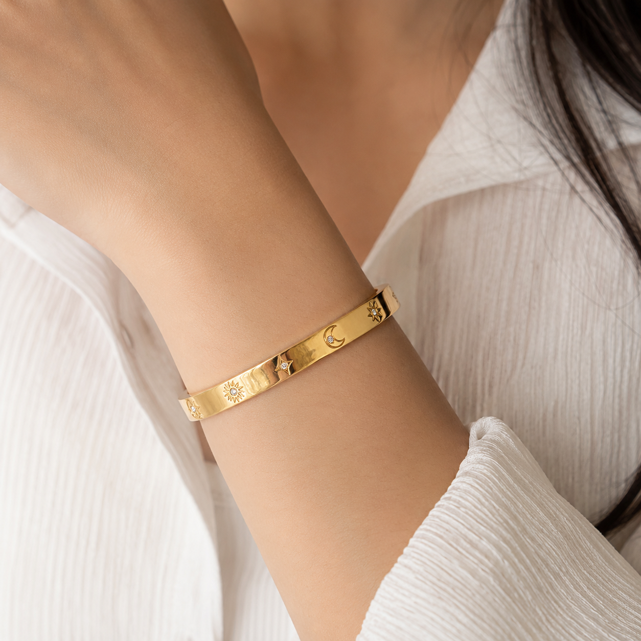 Gold cuff